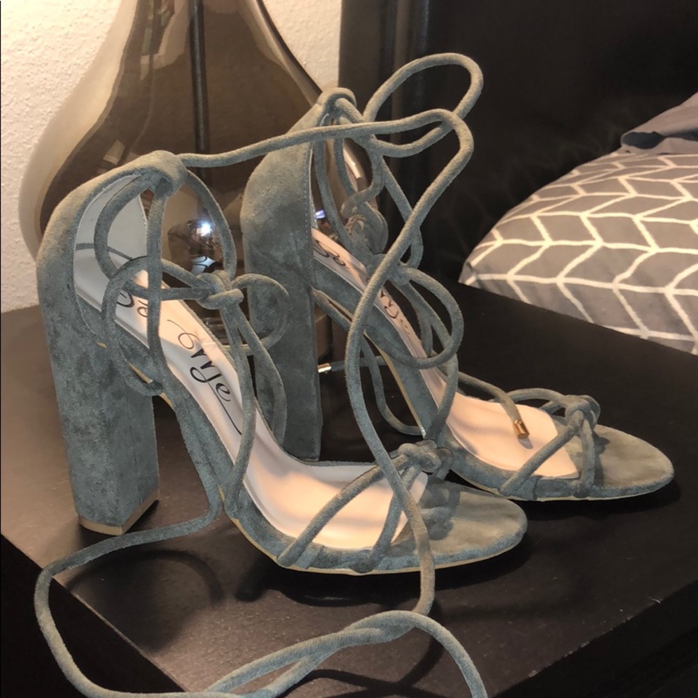 Dark green 4 inch sandals